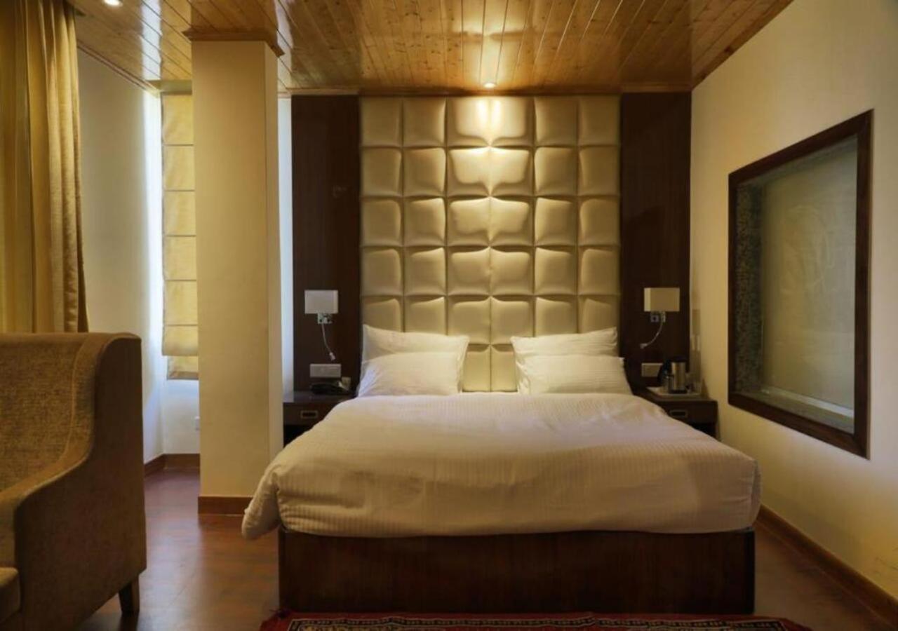 The Alpine Retreat Hotel Shimla Exterior foto